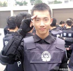 吃瓜杨警官女,揭秘校园里的神秘女警花